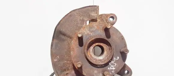 Mazda 626 Front wheel hub