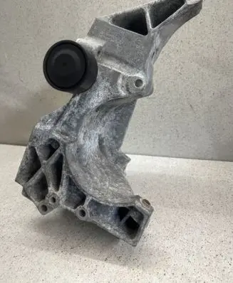 Generator/alternator bracket