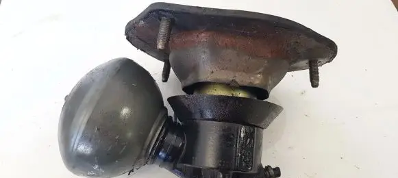 Other front suspension part