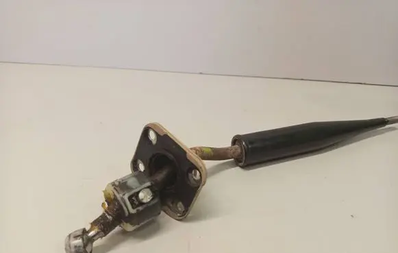 Isuzu D-Max Gear shifter/selector 