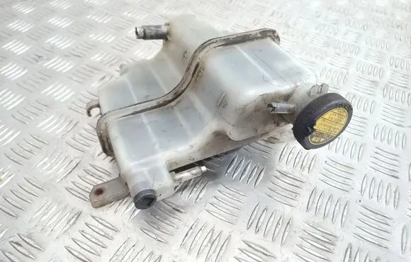 Toyota Yaris Coolant expansion tank/reservoir