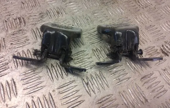 Dacia Duster II Rear door hinge set 