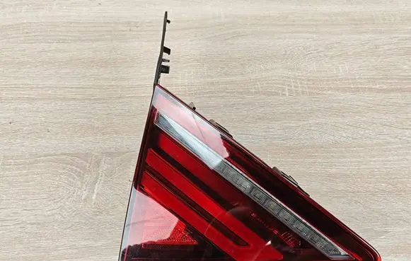 Audi A7 S7 4G Tailgate rear/tail lights 4G8945093H