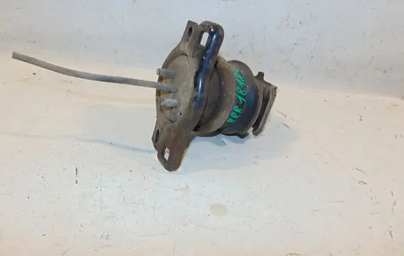 Nissan Pathfinder R51 Engine mount bracket 11220EB300