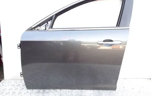 Alfa Romeo Giulietta Front door
