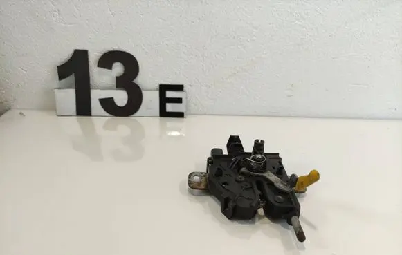 Ford S-MAX Engine bonnet/hood lock/latch loop/hook DSE4ACAREWAYPARTS