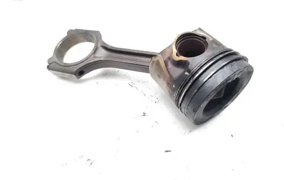 Hyundai i20 (GB IB) Piston with connecting rod D4FC