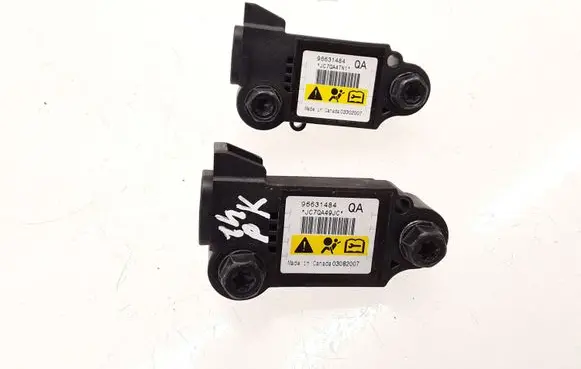 Chevrolet Captiva Airbag deployment crash/impact sensor 96631484 03302007