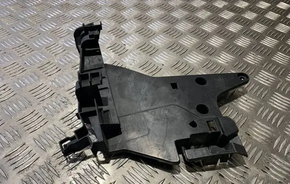 Rear door exterior handle/bracket