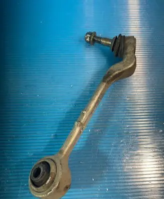 BMW 1 E81 E87 Front control arm 3160500021