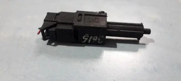 Nissan Note (E11) Brake pedal sensor switch