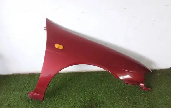 Nissan Almera Fender