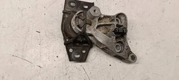 Renault Latitude (L70) Engine mount bracket F6352000 112100049