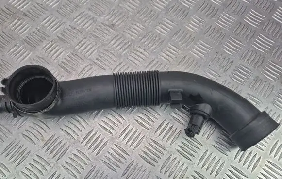 Opel Corsa D Engine coolant pipe/hose 55557181 467582339