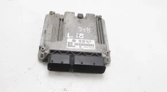 Volkswagen Golf V Engine control unit/module 03G906016EF