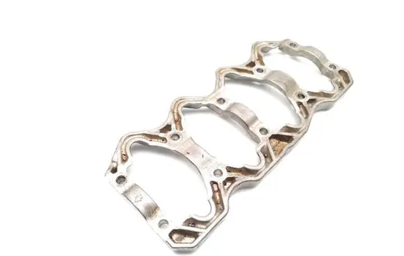 Nissan Qashqai Crankshaft Holder 