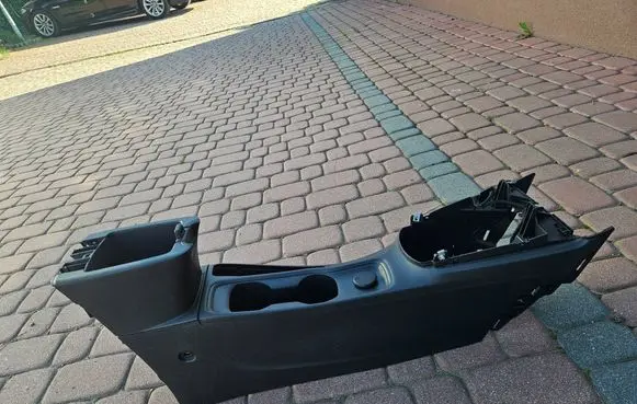 Opel Astra K Center console 5O5P5L5E5X1323