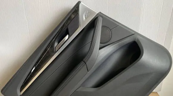 BMW X3 G01 Coupe rear side trim panel