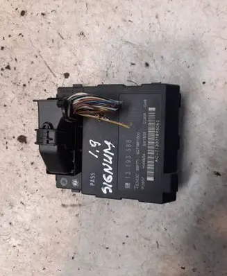 Opel Signum Comfort/convenience module 13193588 SC718810500 359171