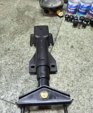 BMW 5 E39 Front bumper shock/impact absorber 5111944299