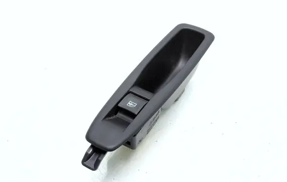 Renault Zoe Electric window control switch 829614619R