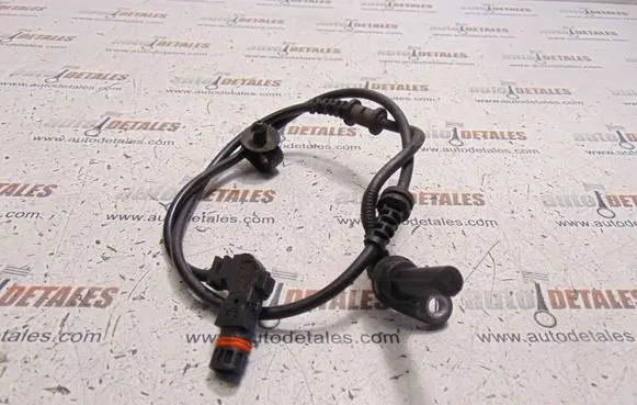 Mercedes-Benz E W212 ABS brake wheel speed sensor A2125400117