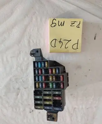 Renault Megane II Fuse module 8200306032