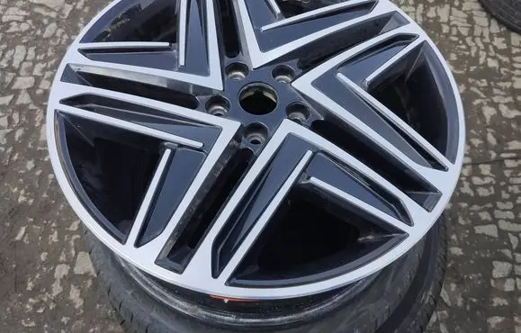 Seat Tarraco R19 alloy rim 5FJ601025A