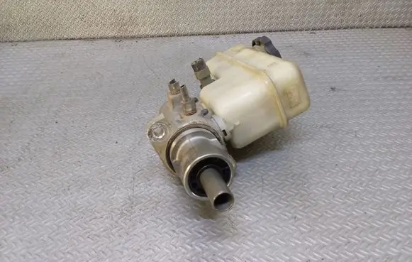 Chevrolet Captiva Master brake cylinder