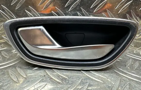Renault Talisman Front door interior handle 806713722R 806714140R