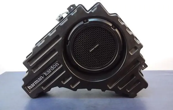 Jeep Grand Cherokee Subwoofer speaker 05035130AC