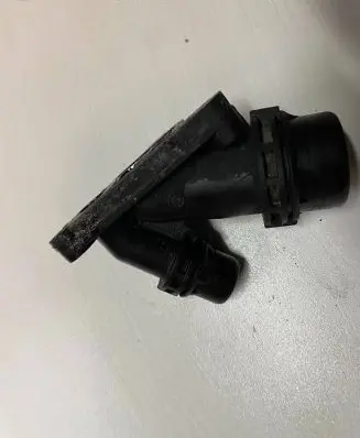 BMW 1 E81 E87 Other engine bay part 10808611