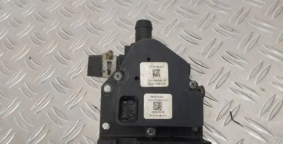 Tesla Model X Electric auxiliary coolant/water pump 600737050E