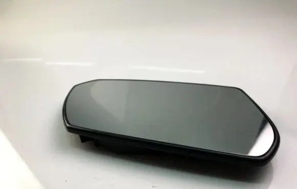 Ford Mondeo Mk III Wing mirror glass 1117385