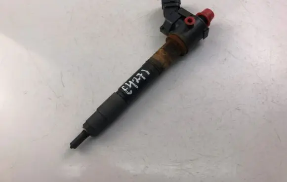 Volvo V40 Fuel injector VEA132370010AAB