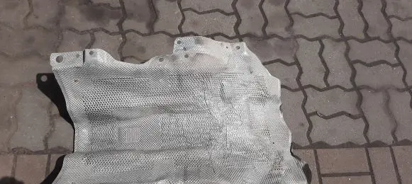 Volvo V60 Heat shield in engine bay 