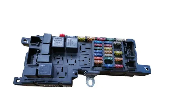 Volvo S60 Fuse module 8678449 518828017