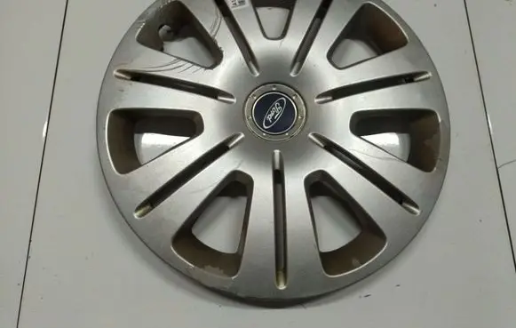 Ford Galaxy R16 wheel hub/cap/trim 6M211130BC