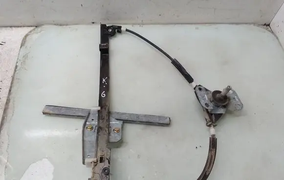 Volkswagen PASSAT B4 Rear window lifting mechanism without motor 3A0839401D