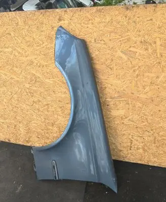 Mercedes-Benz E W211 Fender 