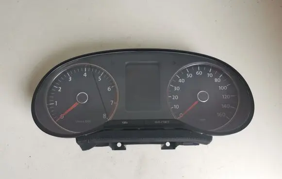 Volkswagen Polo V 6R Speedometer (instrument cluster) 6R0920960B