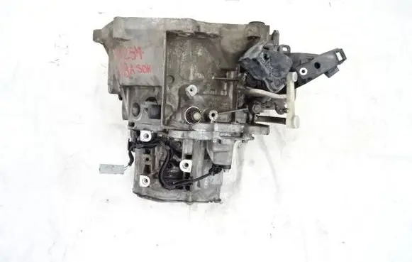 Manual 6 speed gearbox