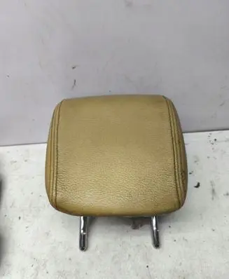 Alfa Romeo 147 Front seat headrest 