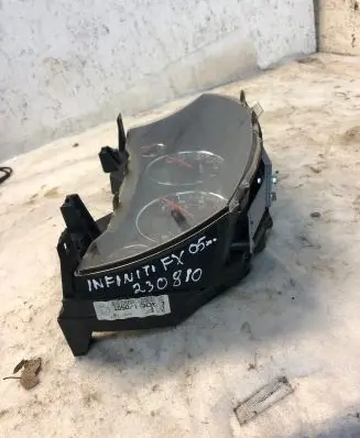 Infiniti FX Speedometer (instrument cluster) 0303270004c