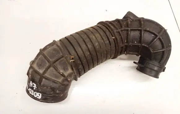 Audi A4 S4 B6 8E 8H Air intake hose/pipe 8E0129615