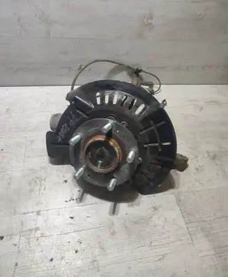 Hyundai Kona I Front wheel hub 111772