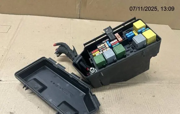 Mercedes-Benz GL X164 Fuse box set A1645400782 1645400782