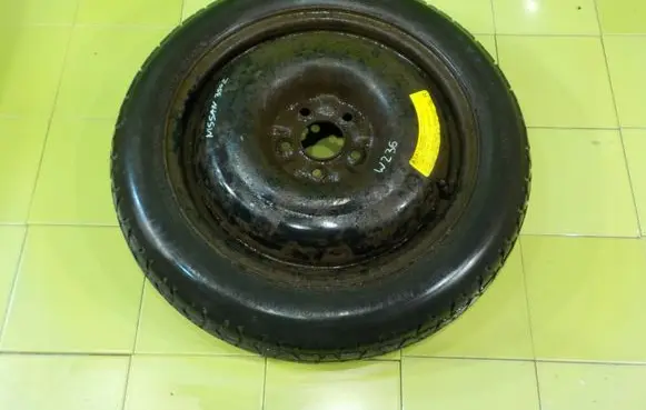 Nissan 350Z R17 spare wheel 