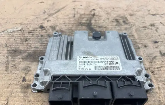 Peugeot 308 Engine control unit/module 9663193780 9666934280 0261S05626