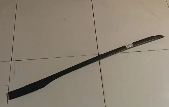 Opel Zafira A Windshield trim 76556MA
